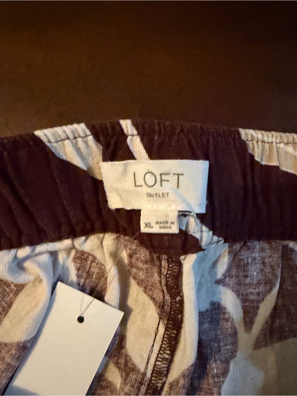LOFT women’s Brown and White Printed Elastic-Waist Bottoms